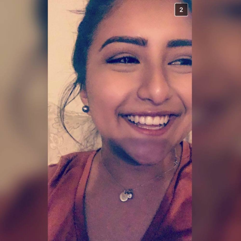 Meet your Posher, Sandrina